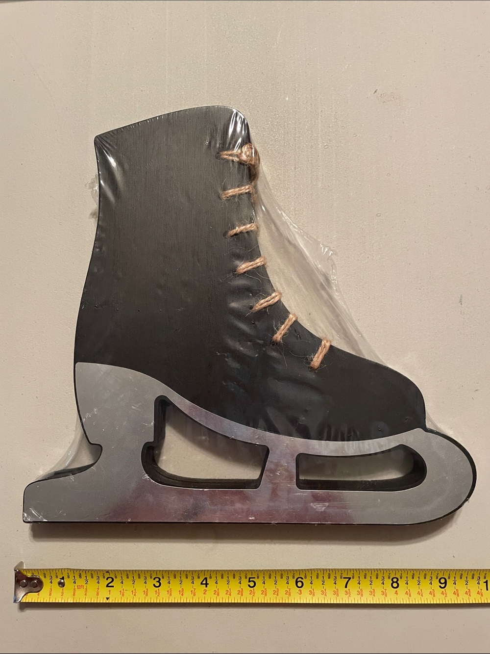 Black Ice Skate 2pc Wooden Wall Accent - Decorative Home Accent New